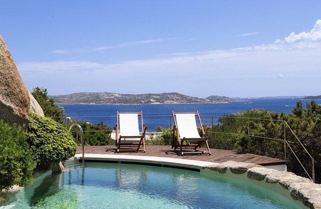 Villa Roccia Smeralda - Porto Ra...