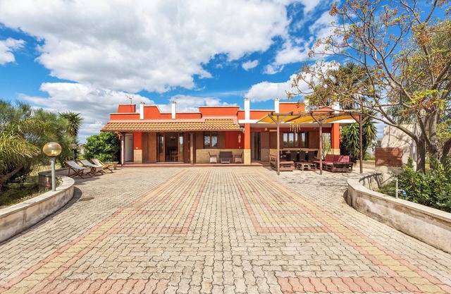 Villa Rosa Ferienhaus by BarbarHouse