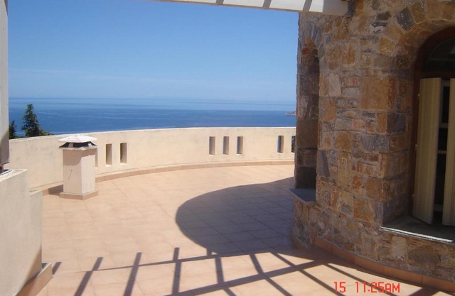 Villa Rotunda in Alonissos Old Town