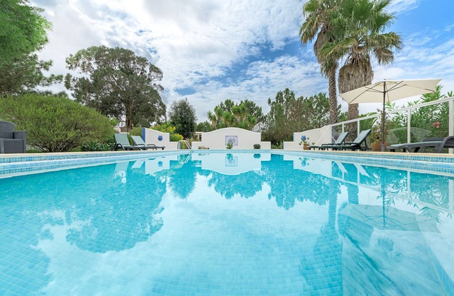 Villa 'Sítio das Rolas - Selão da Eira' con vistas al mar, piscina privada y Wi-Fi