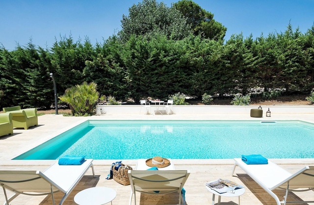 Villa en Salemi con 5 habitaciones, capacidad 10