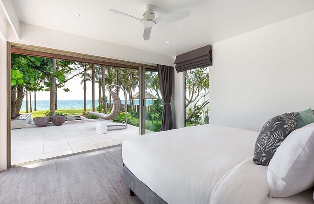 VILLA ARENA. ¡Una villa de 5 dormitorios frente al mar, perfecta para familias!