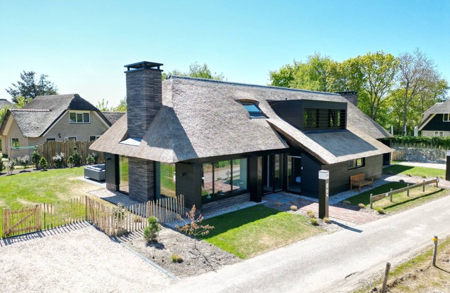 Villa Sea is a luxus 6p Holidayhome on Ameland