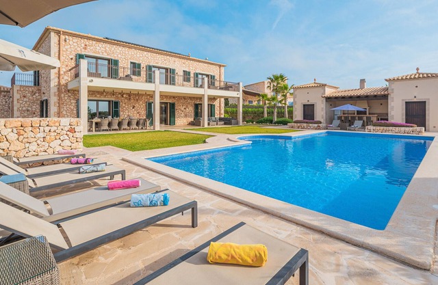 Villa 'Serafina' con vistas al mar, Wi-Fi y aire acondicionado