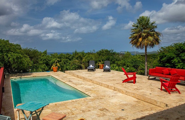 Belleza natural y tranquilidad en Villa Serena aislada