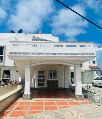Villa Serena para familias y amigos - vista al mar