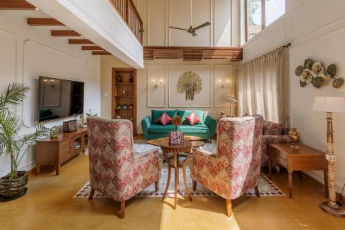 Villa Shangri-La by tisyastays