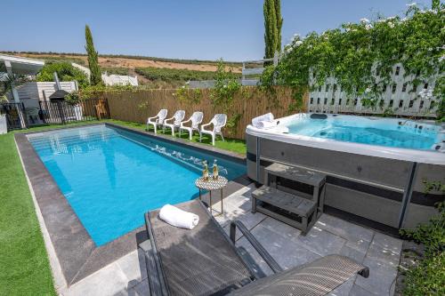 Villa siena - וילה מהממת עם בריכה פרטית מול הכנרת