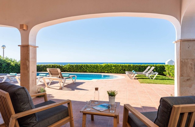 Villa Sirio con vistas al mar, piscina, WIFI, AC y amplia terraza