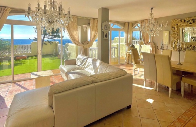 amazing view el Medano villa in with jacuzzi