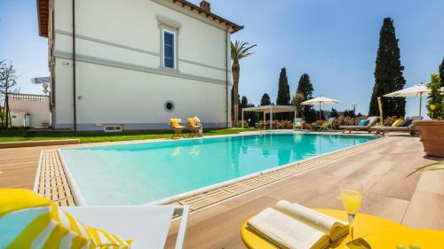 Villa Sole Al Molino A Vento 8, Emma Villas