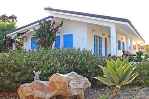 Villa Soleado, Marzamemi - Sea Front Villa