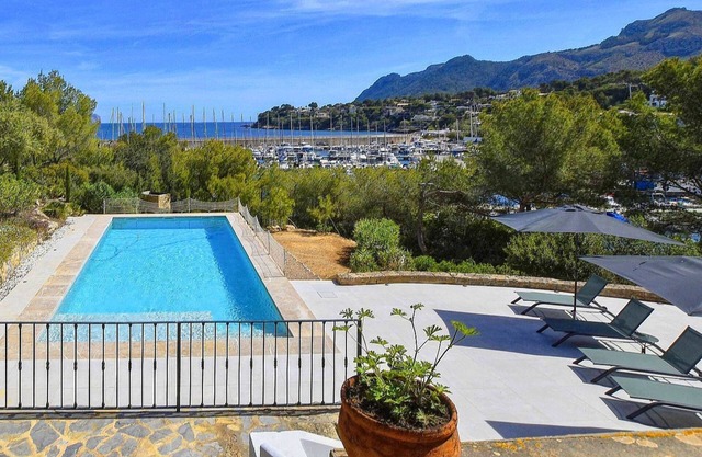 Villa 'Son Fiol' con vistas al mar, Wi-Fi y aire acondicionado