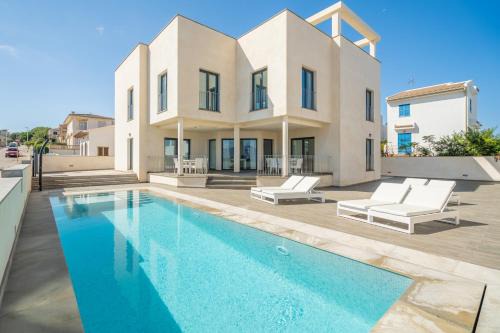 Villa Son Serra Paradise