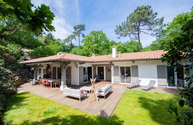Villa spacieuse à Arcachon, proche plage de Pereire, jardin