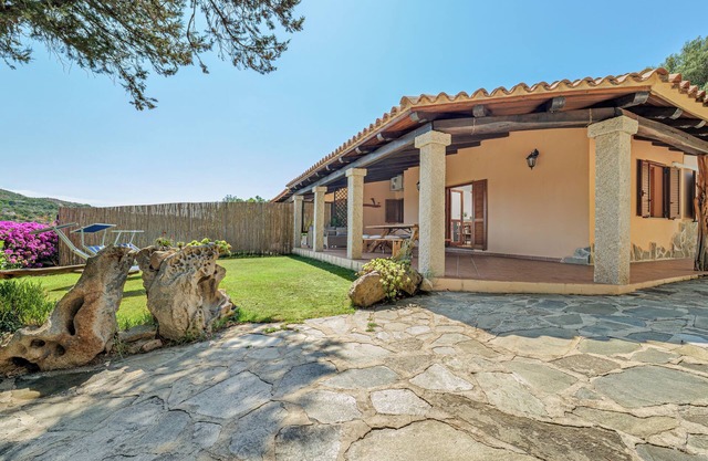 Villa Speranza cerca de la playa con vistas al mar, aire acondicionado, jardín, terraza y barbacoa