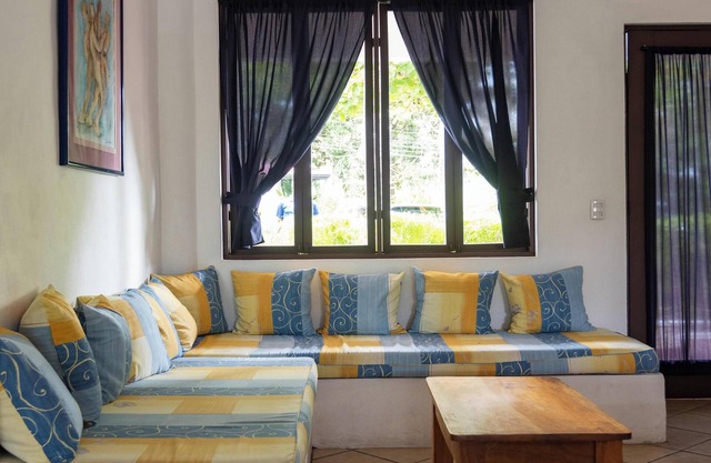 Villa Spring #5 w/Pool Close to Everything in Manuel Antonio