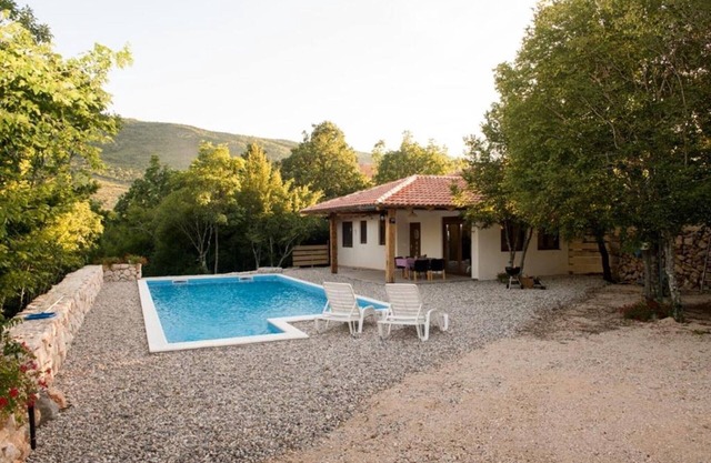 Villa Stanko Međugorje - Villa with Swimming Pool