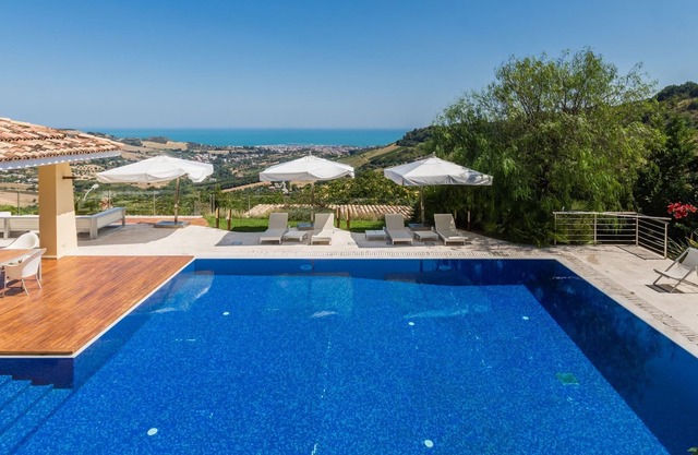 Star Villa con vistas al mar y zona de spa en el sur de la Marche, a 10 minutos del mar Adriático