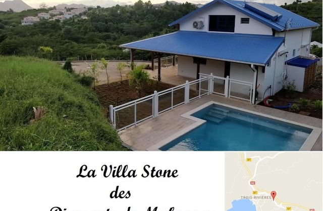 Villa Stone pour 8 personnes, piscine chauffée 5 euros par jour, accès PMR, 5 étoiles