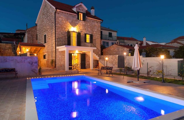 Casa vacacional piedra con piscina