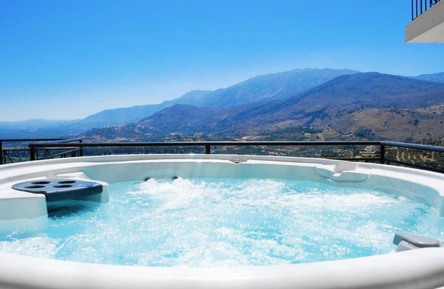 Villa Summer Time - Jacuzzi, Pool , BBQ and amazing sea view