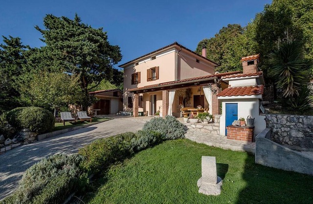Villa Supetarska Draga with 3 bedrooms in Rab