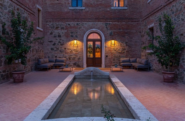 Villa Svetoni Wine Resort