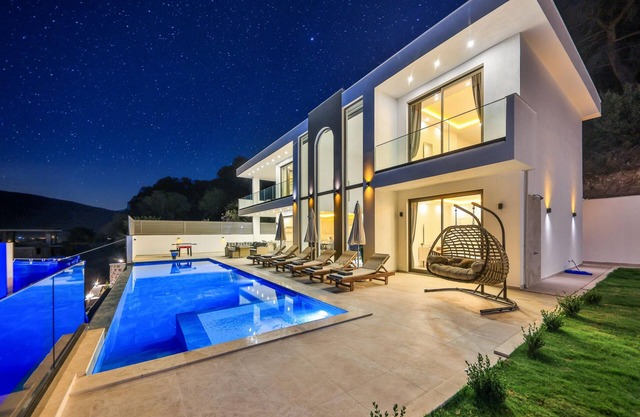 Villa Taha in Kas with 3 bedrooms and 3 bathrooms