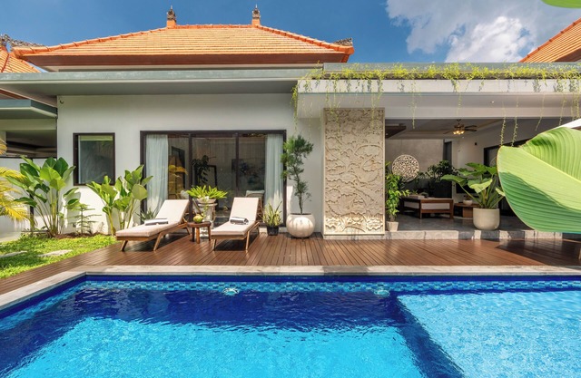 Villa Taj Brand New Luxury Pool Villa with Garden. 3 Bedrooms / 3 Bathrooms