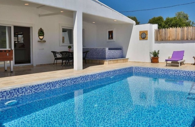 Villa Tameralii Villa de 2 dormitorios y piscina Desayuno incluido