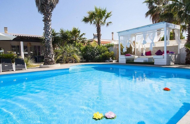 Villa Tentazione: una villa agradable y espaciosa situada a poca distancia de la playa.