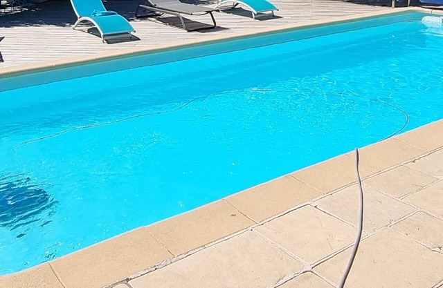 Villa provenzal Auriol, 4 dormitorios, 2 baños, 8 personas, totalmente equipada, WIFI, piscina 10x4