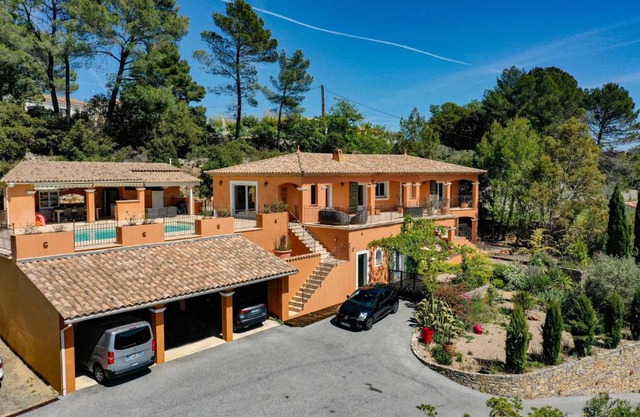 Villa Théia