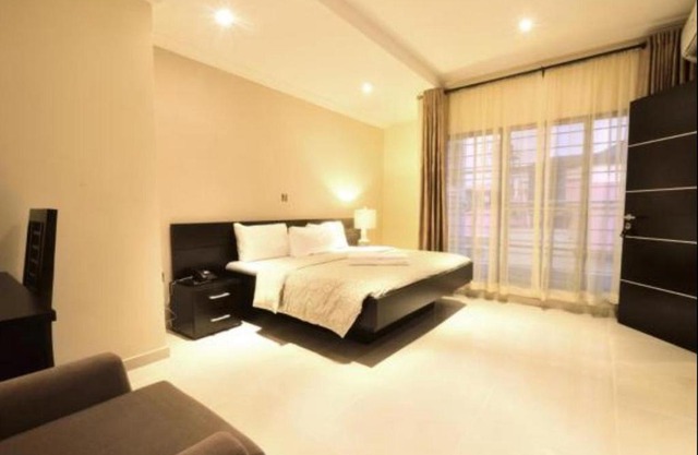 Villa Thirty Three