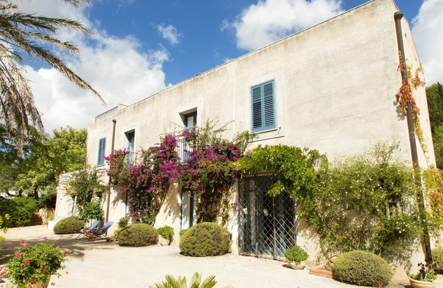 Villa Titì - Antigua casa de campo con piscina privada y parque