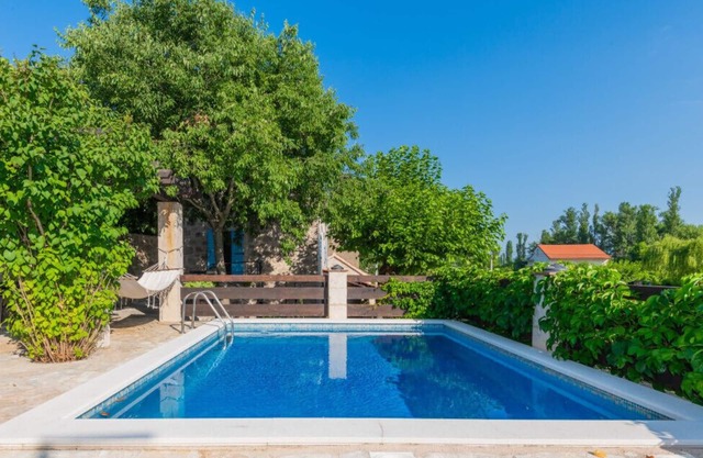 Villa Toni - Makarska by Villas Guide