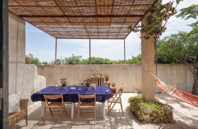 Villa 'Torre Castiglione' con Vista al Mar, Jardín, 2 Terrazas y Wi-Fi