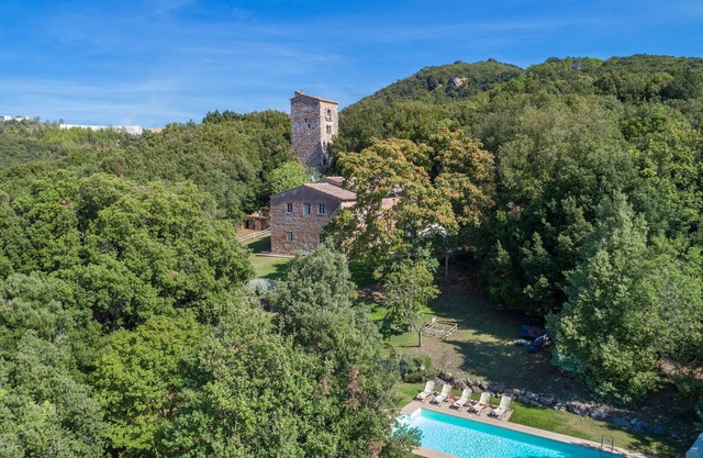 Villa en Palagio con 8 habitaciones, capacidad 14