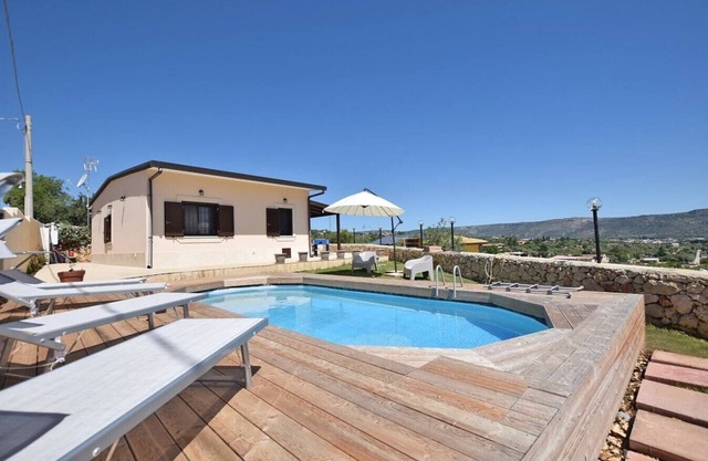 Villa Trezza - Private villa with pool in Sicily