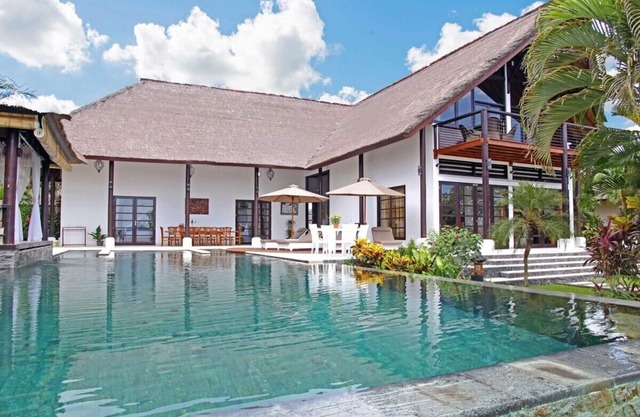Villa Tri Murti, villa en la playa de Lovina con piscina privada en - hasta 10 personas
