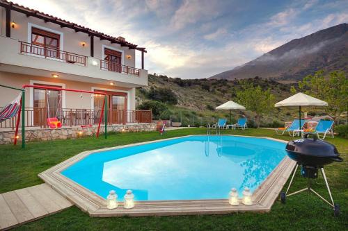 Villa, Triopetra
