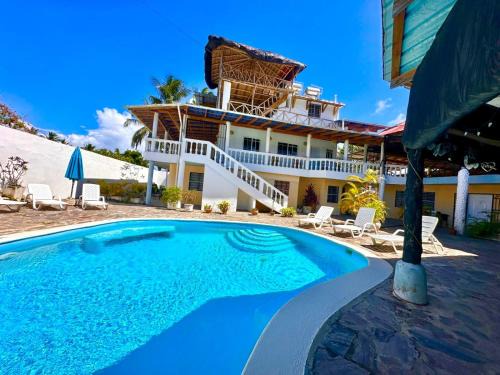 Villa Tropical, near beach, Cabarete, Caribbean