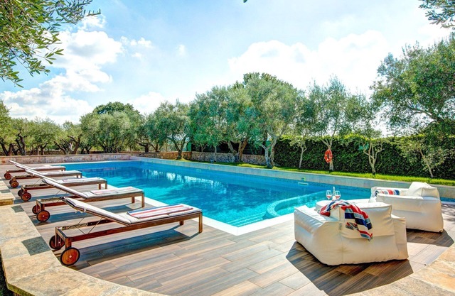 Villa Trulli Carolina by Villa Plus