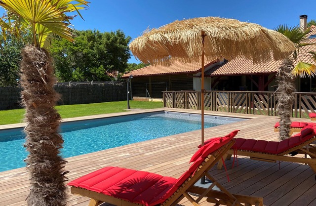 Villa Valhalla Labenne - 400 metros de la playa con gran piscina y sauna!