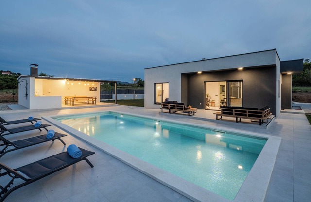 Villa Vedro nebo XL heated pool