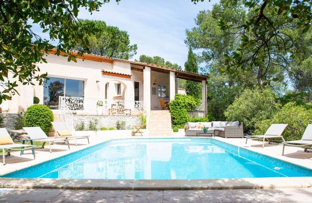 Villa Verveine - Stylish Languedoc villa with pool