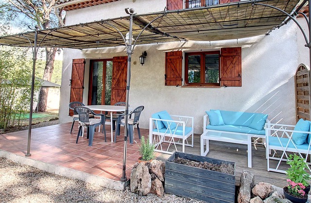 Casa Vidauban, 2 dormitorios, 6 personas
