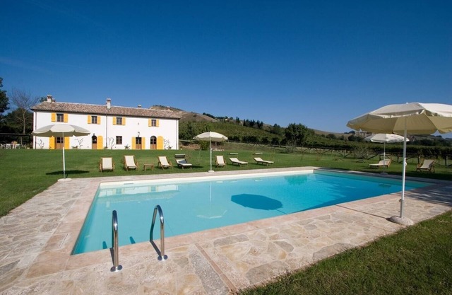 Villa Vigneto - Large private villa with pool