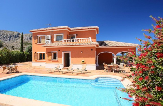 Villa Villa Corona by Interhome